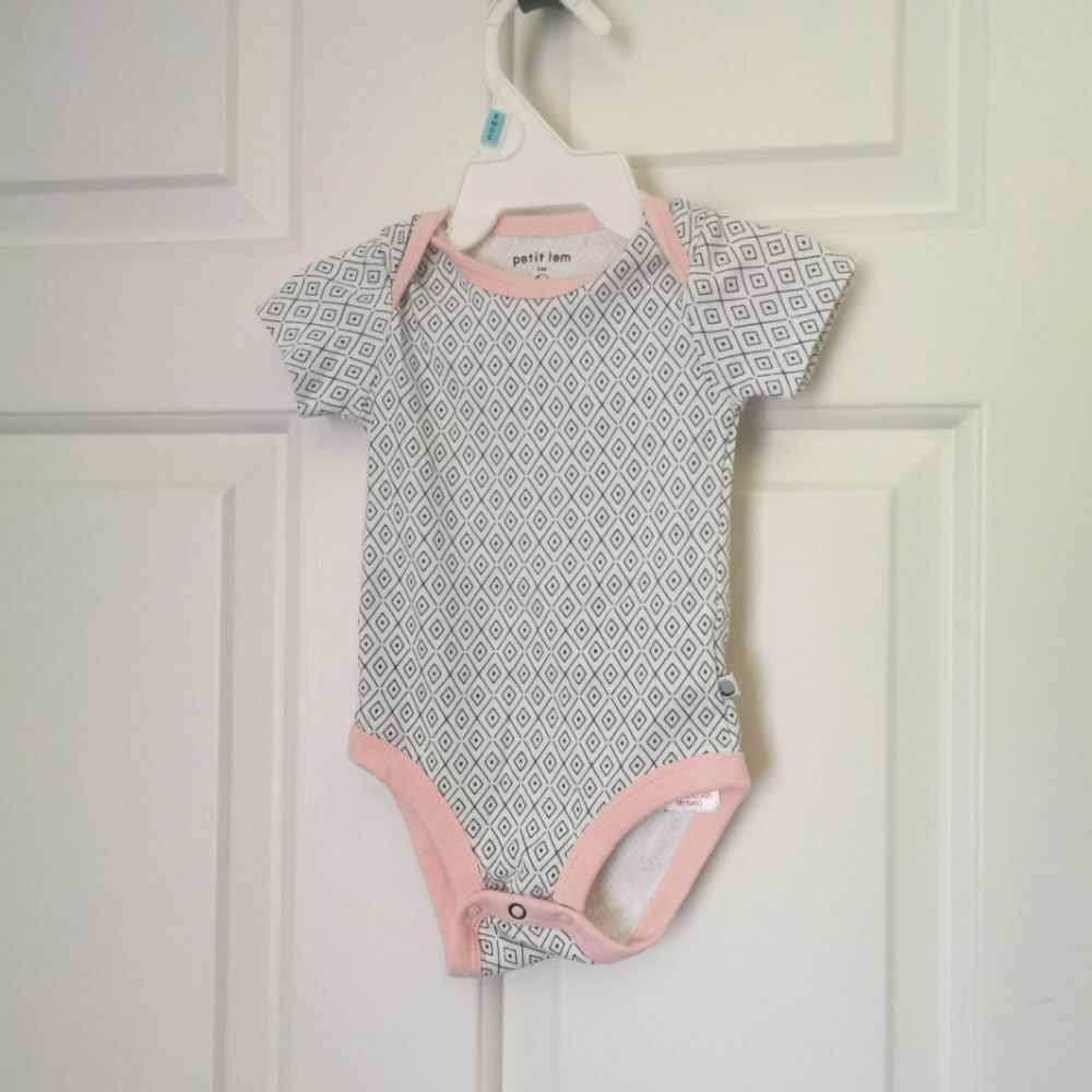 3/$15 Petit Lem short sleeve onesie 6 m